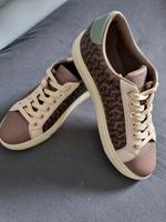 Luxuriöse Aigner Sneaker in 37/37,5 Nordrhein-Westfalen - Meerbusch Vorschau
