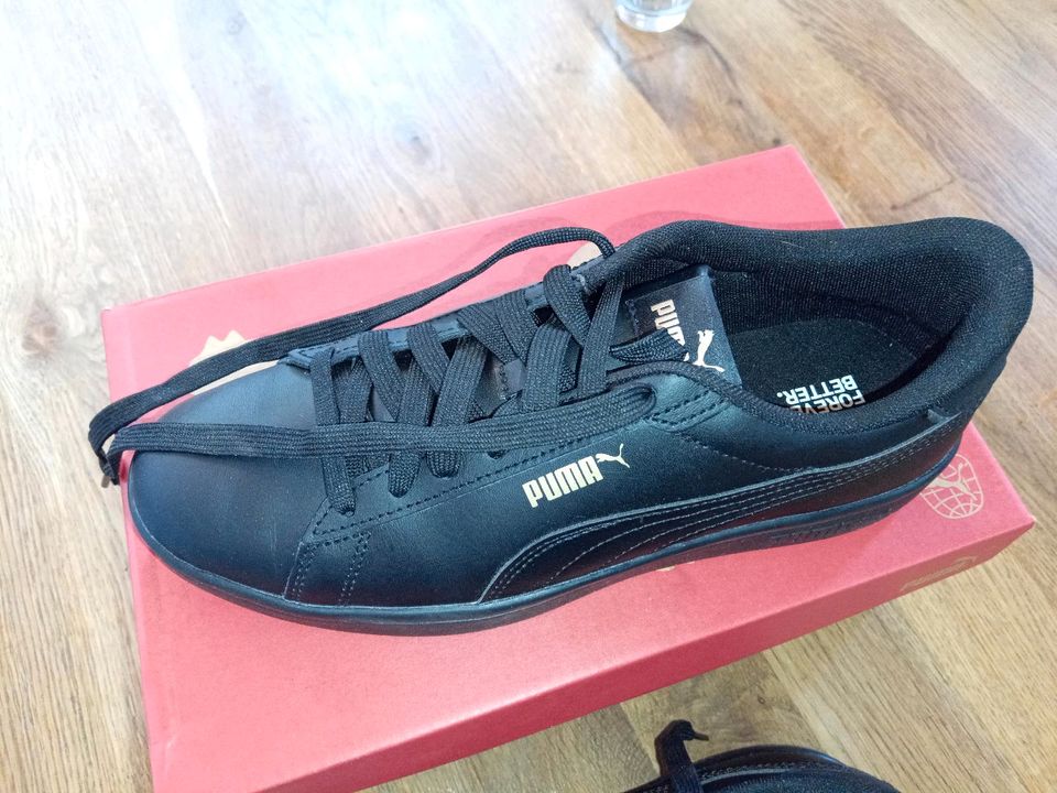 Puma Sneaker in 40,5 in Oelde