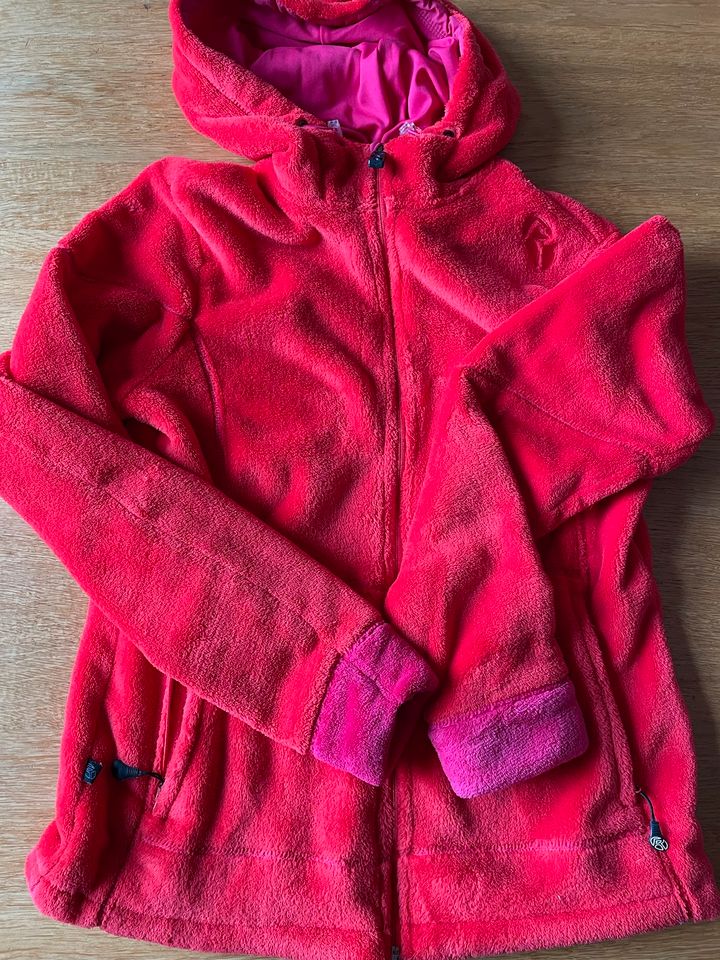 5 Damen Fleece und Windstopper Jacken C&A gr. S und M in Bremen