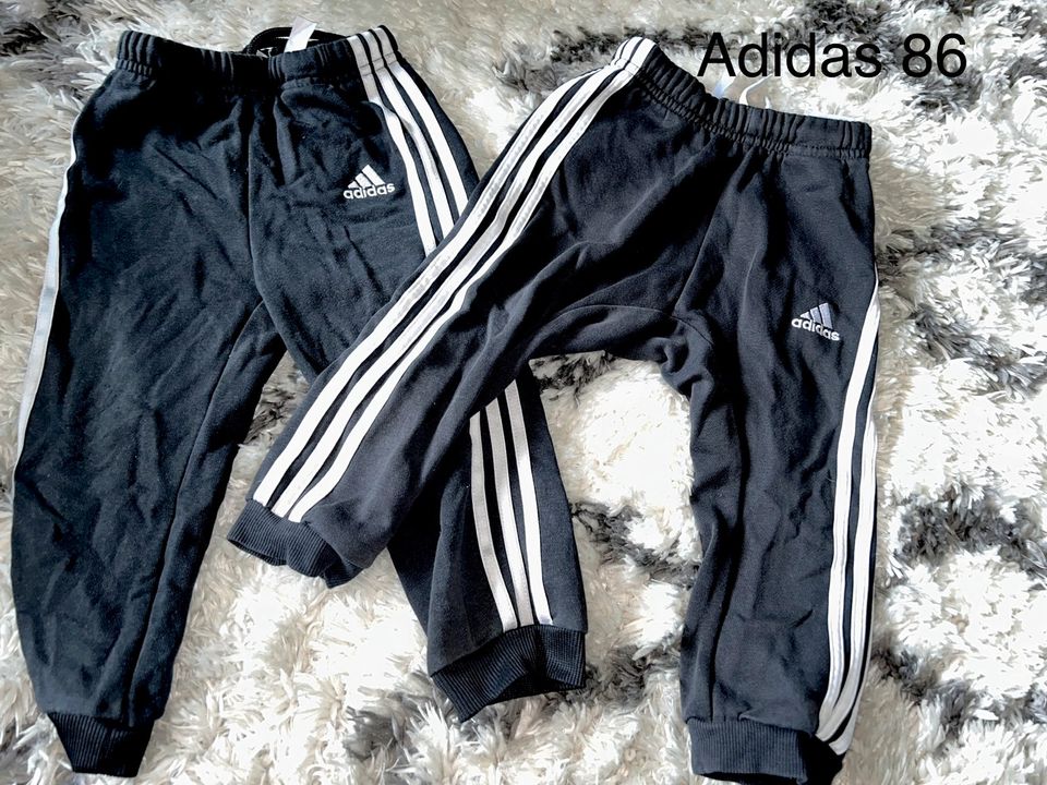 Adidas Hosen 2Stück in Nümbrecht