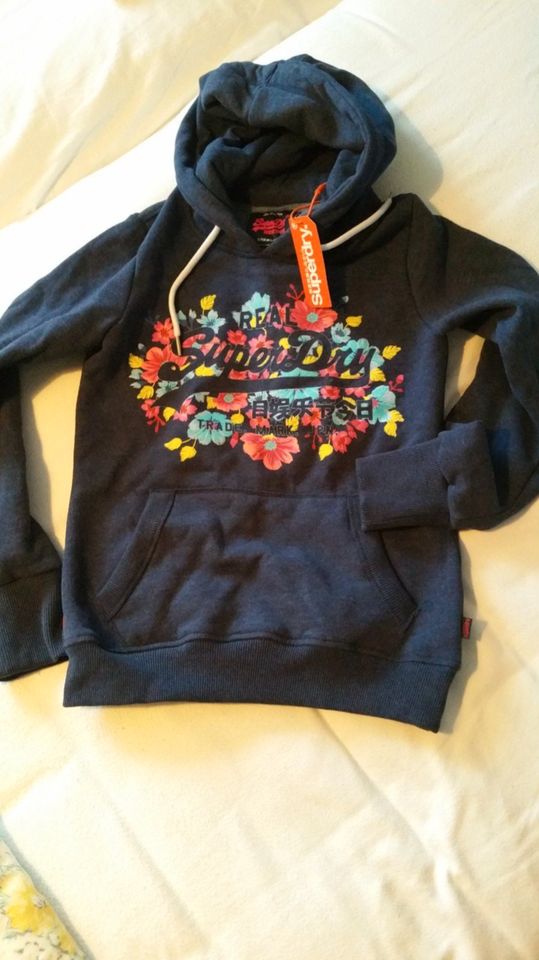 Superdry Hoody dunkelblau Gr. 36 mit Blumenprint NEU in Herrieden