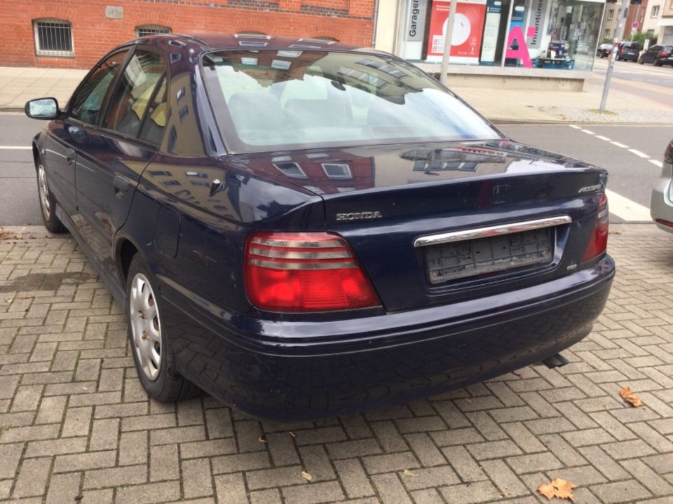 HONDA ACCORD TEILE HECKKLAPPE MOTORHAUBE SPIEGEL RÜCKLEUCHTE TÜR in Langenhagen