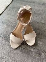 Sandaletten creme / beige Nordrhein-Westfalen - Senden Vorschau