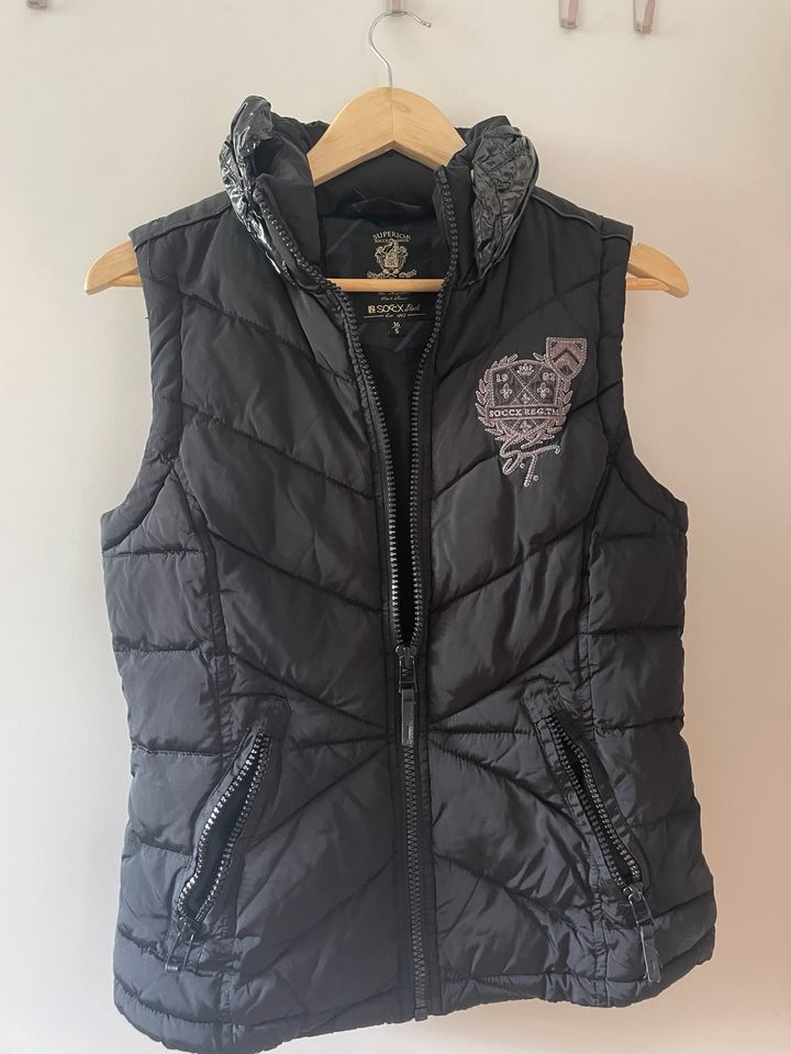 Sehr warme SOCCX Daunenjacke / Gilet / Weste in Trier