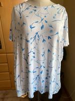 Shirt Tchibo 44/46 nur gewaschen Weiß/Blau Hessen - Ronshausen Vorschau