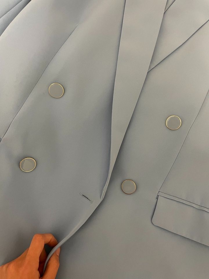 Original Neue Guess Blazer Damen Größe S/36 in Farbe Blau in Potsdam