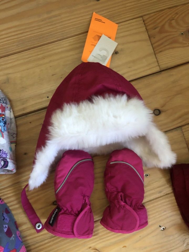 SALE baby Mütze wolle  kuschelig kitty Einhorn 1-4 Jahr neu in Lohmar