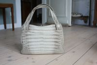 Handtasche Titangrau Grau Taupe vintage Retro-Style geprägt Nordrhein-Westfalen - Kreuztal Vorschau