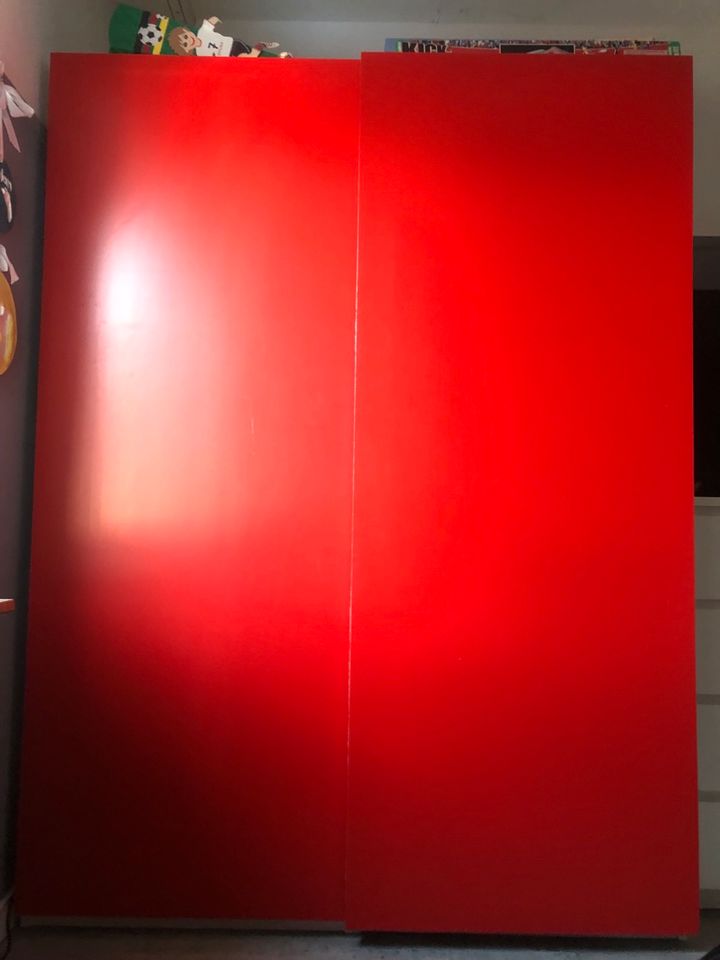 Ikea Pax Türen Schranktüren Schiebetüren rot 201 x 150 je 75 cm in Lippstadt