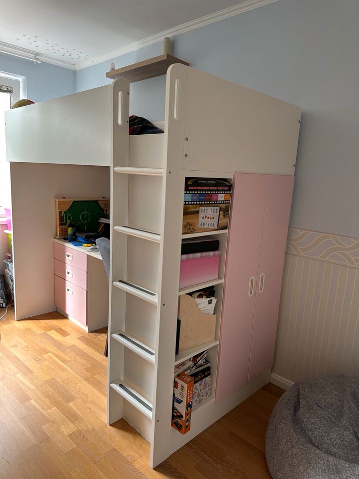 Hochbett Kinderzimmer Ikea Stuva FRITIDS für Mädchen in Berlin