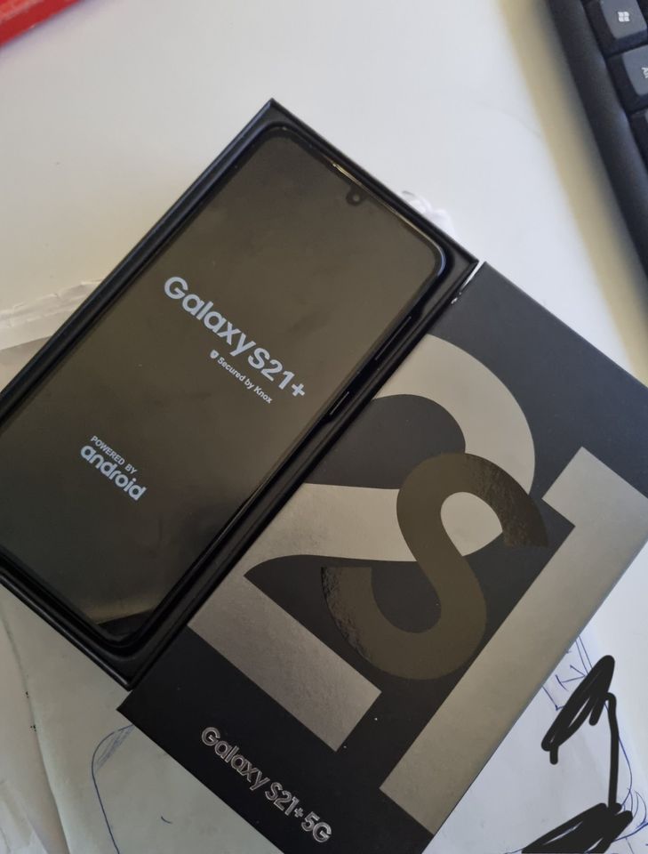 Samsung Galaxy S21+ plus 128gb neu unbenutzt in schwarz in Gelnhausen