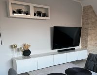 IKEA Besta TV Wand Board (300x42x38) - Top Zustand Nordrhein-Westfalen - Castrop-Rauxel Vorschau