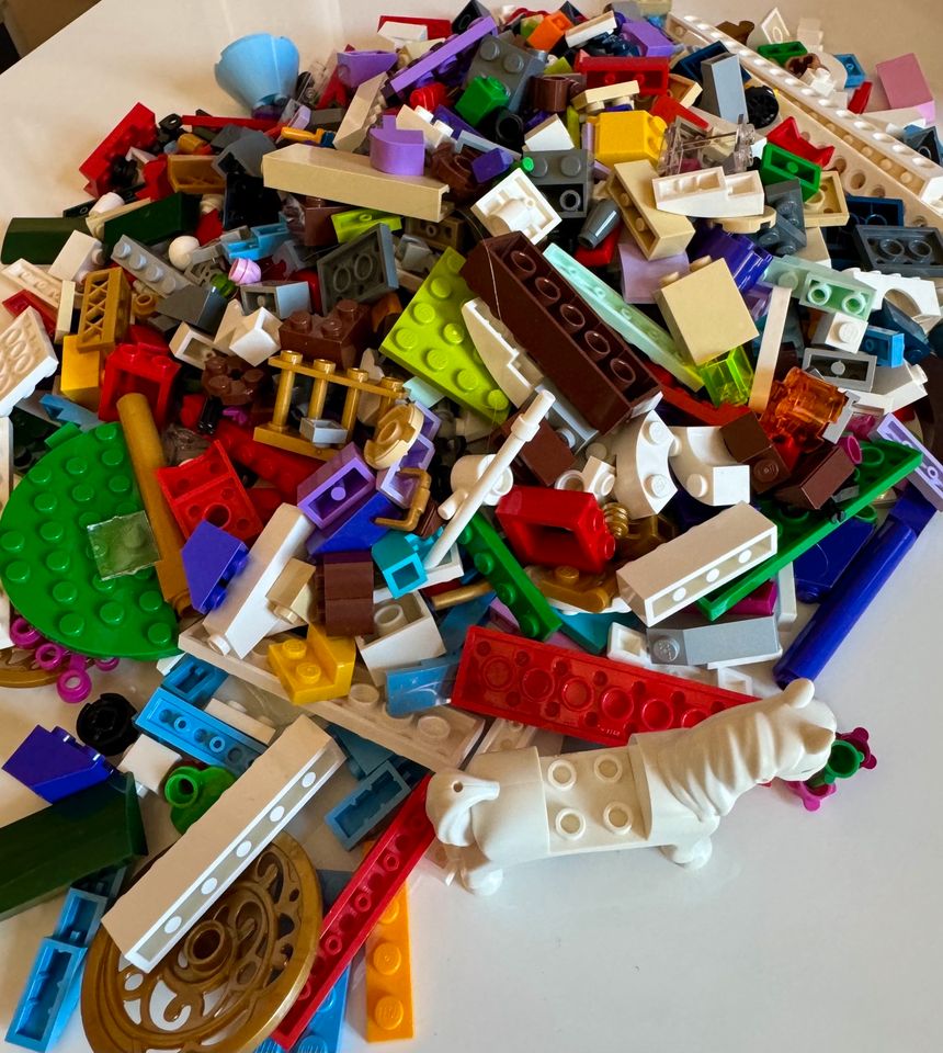 Lego 1000 Teile - bunte Mischung in Leipzig
