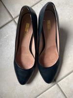 Pier One Leder Pumps schwarz Gr. 41 Köln - Ehrenfeld Vorschau
