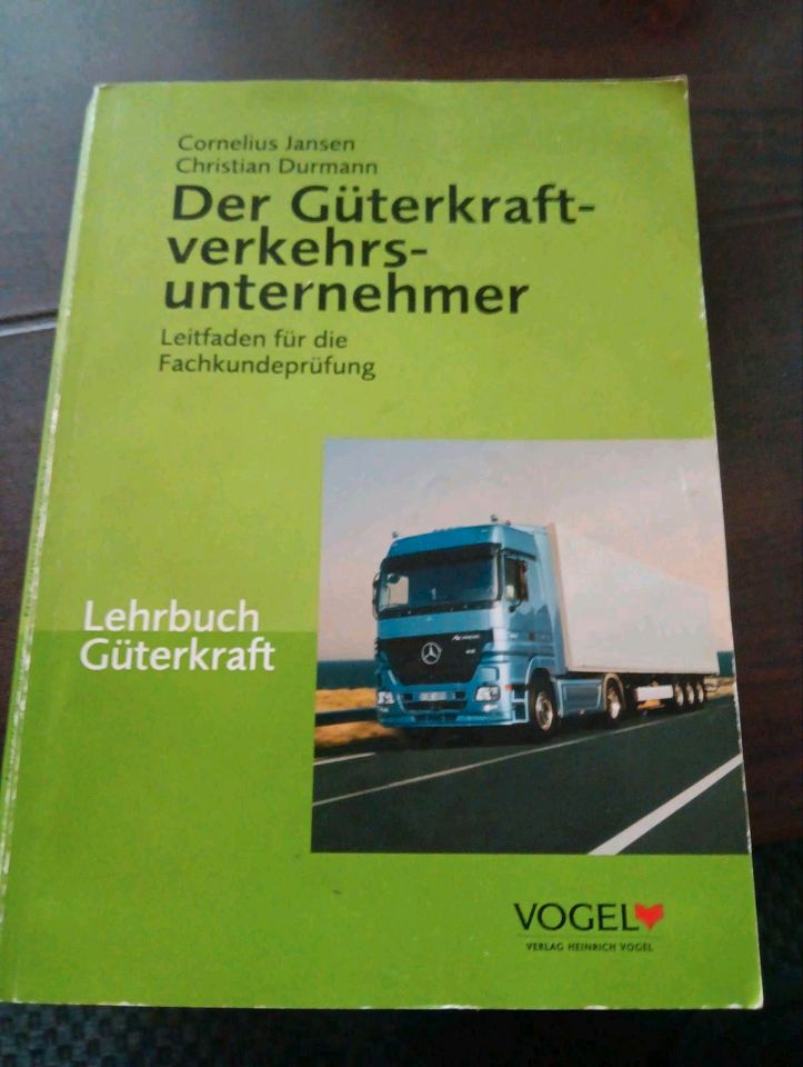 BKF LKW Der Güterverkehrsunternehmer Lehrbuch Güterverkehr in Bleckede