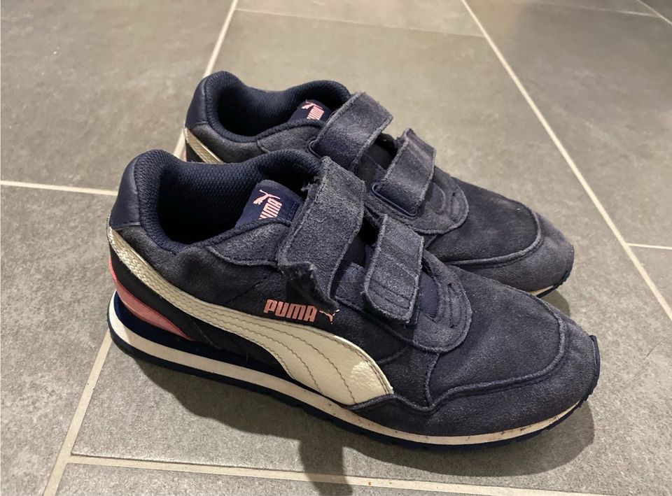 ❤️ süße Sneaker Puma Gr. 33 in Korschenbroich