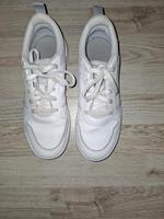 Adidas Schuhe weiss Niedersachsen - Wilhelmshaven Vorschau