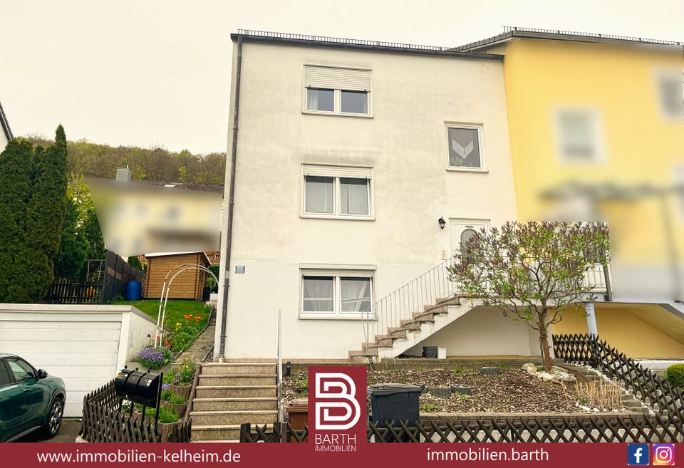 Besondere 4-Zimmer-Wohnung auf 2 Etagen mit Balkon in Kelheim