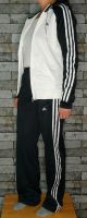Adidas Trainingsjacke mit Kaputze Weiß Größe 36 Niedersachsen - Seevetal Vorschau