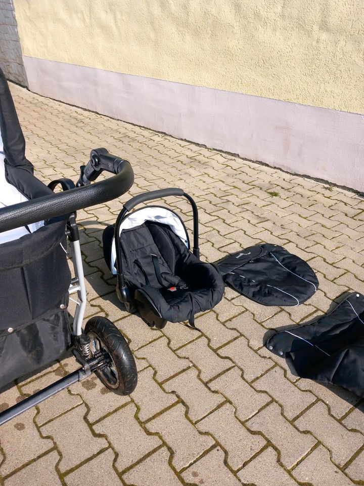 Kinderwagen in Hettstedt