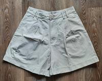 Hose Shorts beige Gr. M TOP Thüringen - Weimar Vorschau