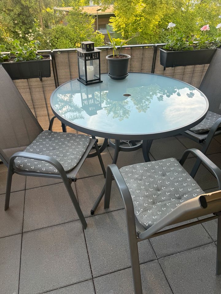Gartenmöbelset Balkon Tisch rund und 4 Stühle Alu in Ettlingen