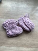 Gestrickte Schuhe Baby rosa Duisburg - Homberg/Ruhrort/Baerl Vorschau