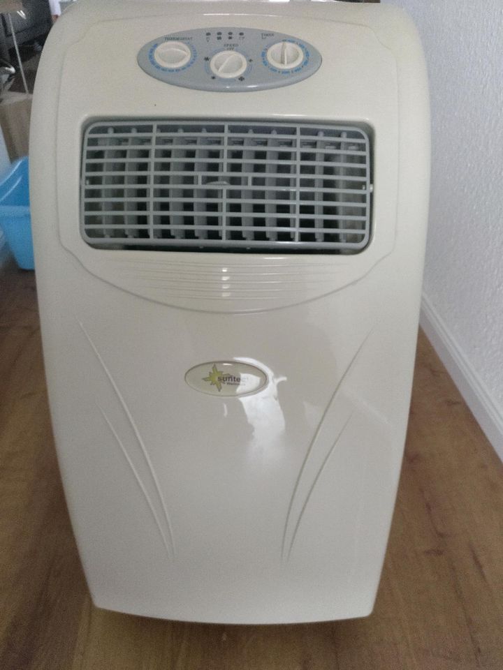 Mobile Klimaanlage Suntec 9.0mm +, 9000 BTU/h in Maintal