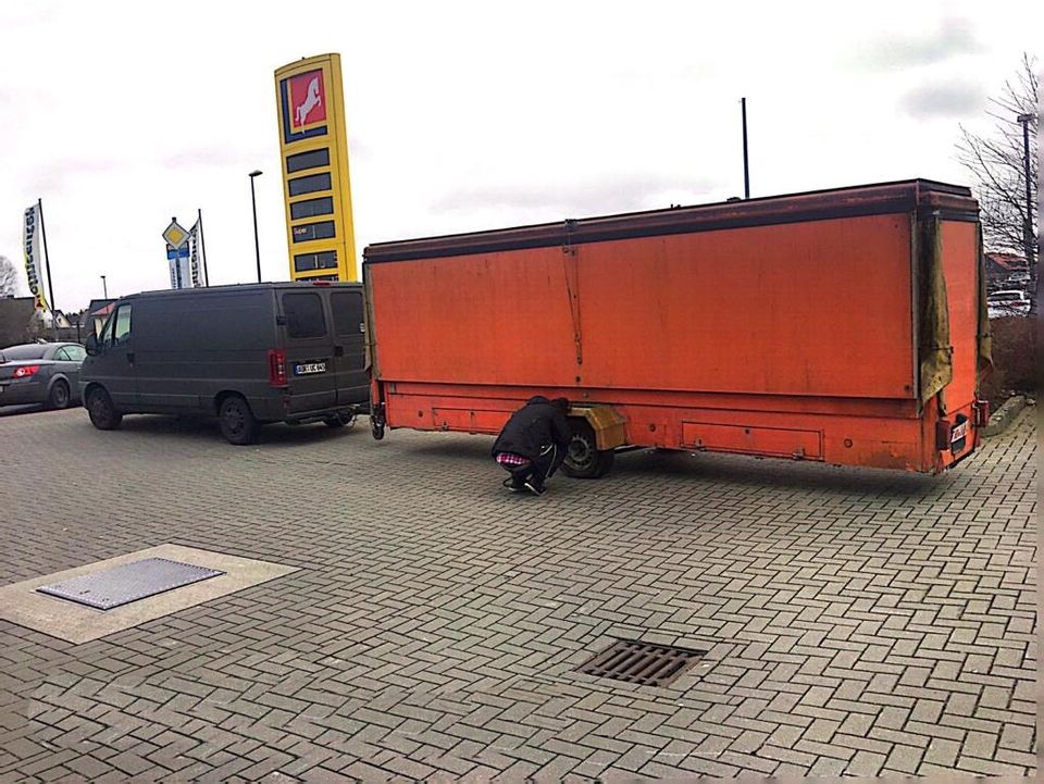 Borco Höhns Verkaufsanhänger Marktanhänger 6-12 m erweiterbar in Bremerhaven