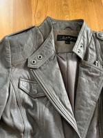 Dunkelgraue Nappa Lederjacke Gr 38 Berlin - Lichtenberg Vorschau