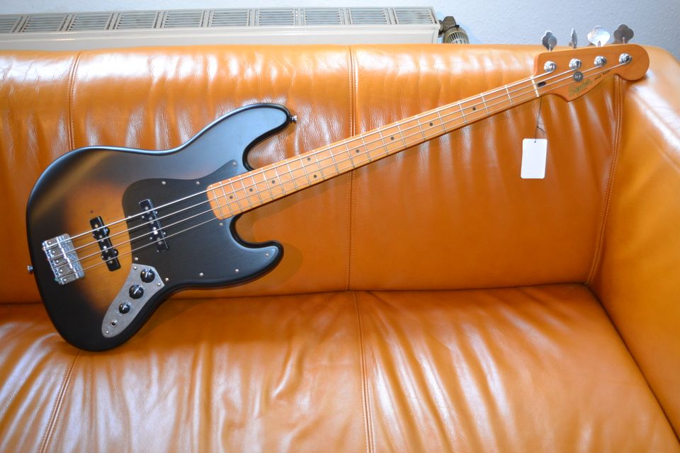 Squier 40th Anniversary Jazz-Bass, Fender Limited-Edition- w. NEU in Bremen