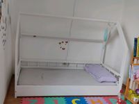 Kinderbett Hausbett inkl Matratze und Auflage 160*80 Niedersachsen - Gifhorn Vorschau