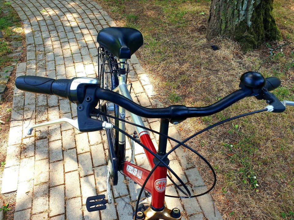 Kreidler Marken Fahrrad 28 Zoll Rh 55 City Stadt Alu Fahrrad rot in Bernkastel-Kues