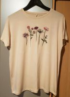 Tshirt von Esmara mit Blumenmotiv *Neu* Nordrhein-Westfalen - Recklinghausen Vorschau