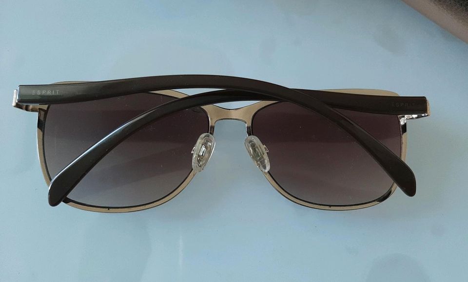 Esprit Damen Sonnenbrille*Original* in Nürnberg (Mittelfr)