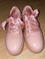 wie NEU - rosa Sneaker Bershka Lack Leder barbierosa Gr. 39 Berlin - Reinickendorf Vorschau