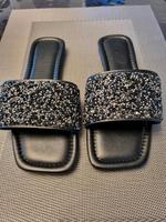 Neue Sandalen Gr 37 mit Steinchen München - Sendling Vorschau
