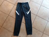 NEU Nike Dry-fit Jugend-Sporthose Größe M (137-147) Hessen - Mühltal  Vorschau