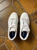 Neuwertige Reebok Sneaker in Größe 37,5 - weiß Hessen - Bad Nauheim Vorschau