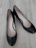 Esprit, Pumps, Schwarz, Größe 38, Neu, Leder Sachsen-Anhalt - Wolmirstedt Vorschau