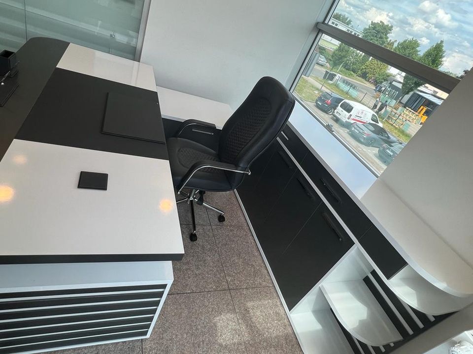 Inline Büromöbel-Set, komplett Büro Tisch, Schrank in Glinde