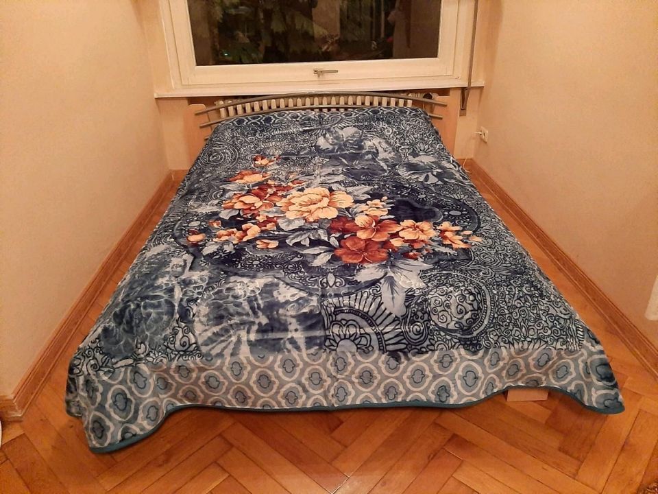 Lagerverkauf Schlafdecke Bettdecke Decken Erwachsene Kinder in Hamburg