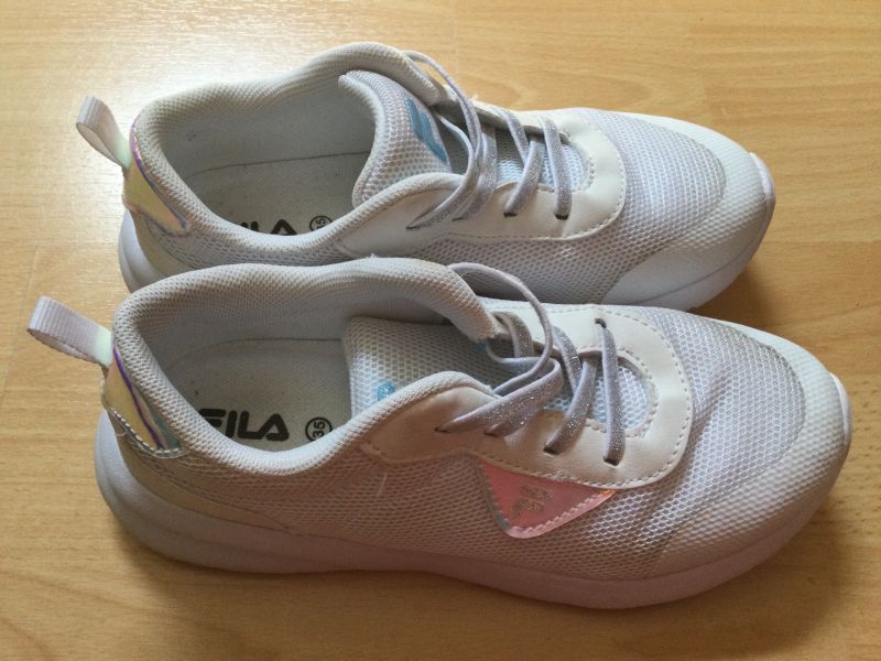 FILA Schuhe,Sportschuhe,Turnschuhe,Gr.35 ,toller Zustand in Bayern -  Neunkirchen a. Brand | Gebrauchte Kinderschuhe Größe 35 kaufen | eBay  Kleinanzeigen ist jetzt Kleinanzeigen