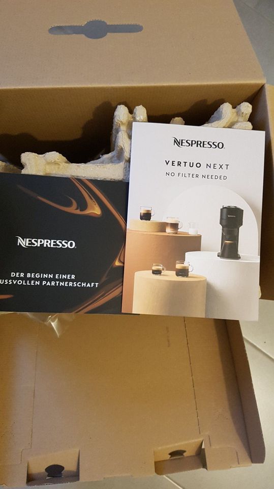 DELONGHI  Nespresso Kapselmaschinen NEU in Werder (Havel)