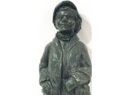 Skulptur Figur lächelnde Dame mit Tasche – gut gelaunte Dame Hessen - Hofheim am Taunus Vorschau