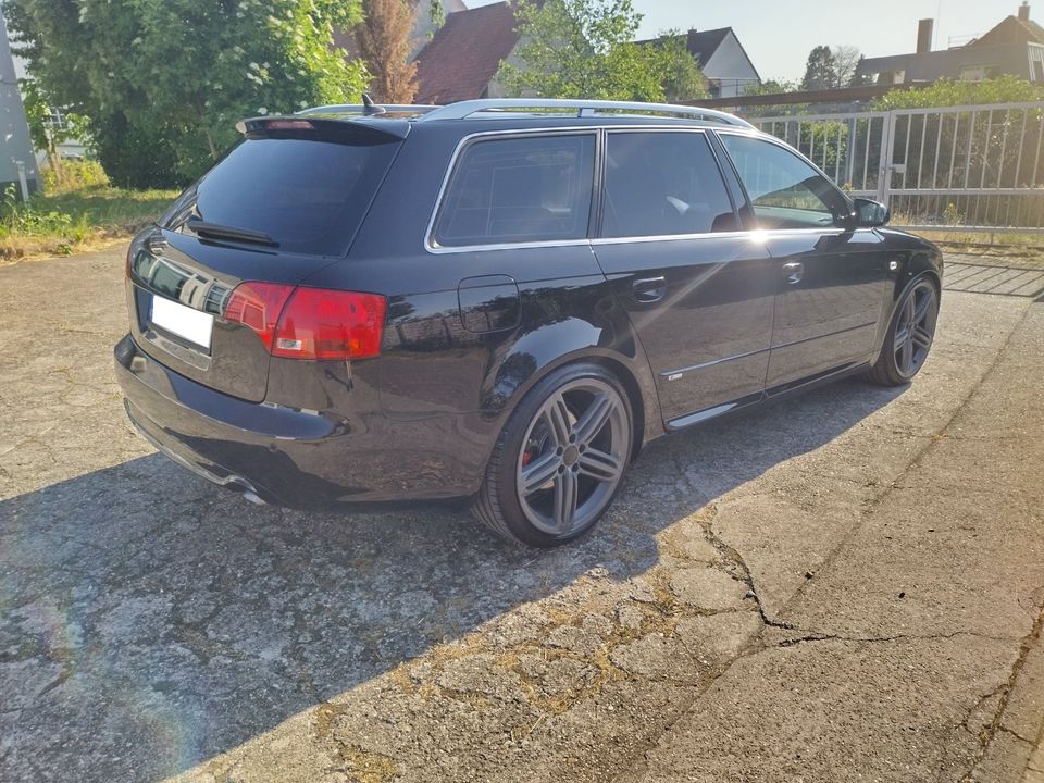 Audi A4 B7 3.0TDI  3xS-Line 8-fach bereift in Wriezen