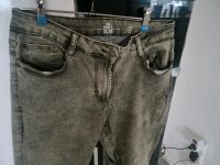 Kaki Jeanshose gr 42 slim fit Neu Nordrhein-Westfalen - Krefeld Vorschau