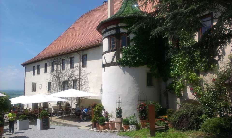 ⭐️ Restaurant Schloß ➡️ Service/Kellner  (m/w/x), 72070 in Tübingen