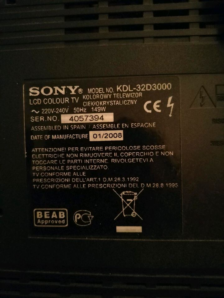 TV Sony 32 Zoll Flachbildfernseher  KDL-32D3000 LCD Wandhalterung in Osterholz-Scharmbeck