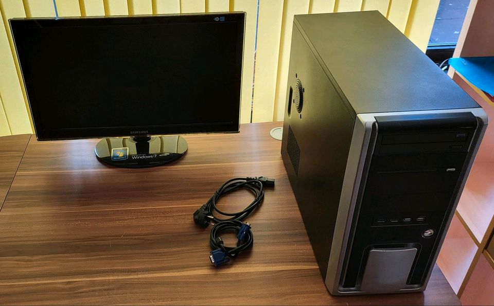 AsRock PC mit Monitor Samsung in Hannover